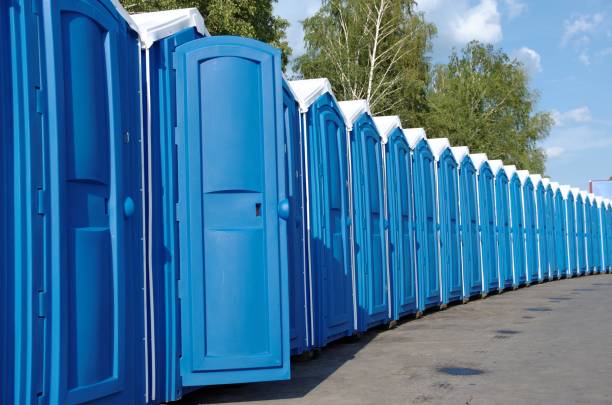 Best Portable restroom trailer rental  in Cape Carteret, NC